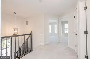 12700 Dogwood Hills Ln, Fairfax, VA 22033 - Photo 24