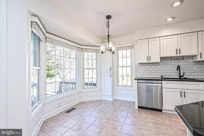 12700 Dogwood Hills Lane, Fairfax, VA 22033 - Photo 16