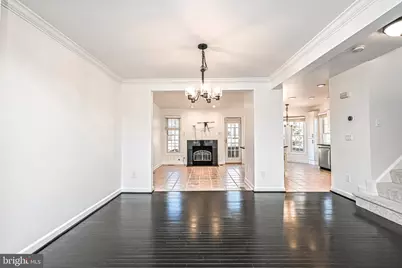12700 Dogwood Hills Lane, Fairfax, VA 22033 - Photo 6