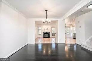 12700 Dogwood Hills Ln, Fairfax, VA 22033 - Photo 6