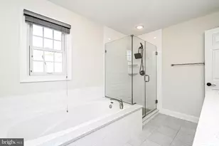 12700 Dogwood Hills Ln, Fairfax, VA 22033 - Photo 48
