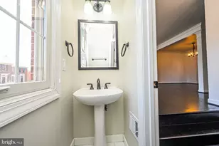 12700 Dogwood Hills Ln, Fairfax, VA 22033 - Photo 18