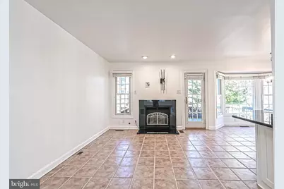 12700 Dogwood Hills Lane, Fairfax, VA 22033 - Photo 14