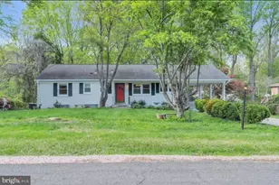 8714 Duvall St, Fairfax, VA 22031 - Photo 4