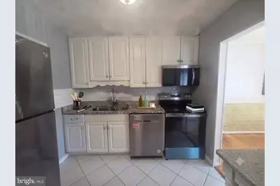 9730 Kingsbridge Drive #301, Fairfax, VA 22031 - Photo 4