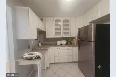 9730 Kingsbridge Drive #301, Fairfax, VA 22031 - Photo 6