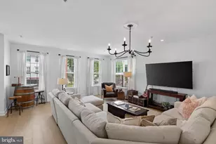 5155 Ballycastle Cir Circle, Alexandria, VA 22315 - Photo 4