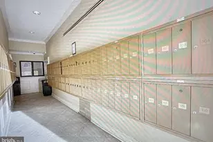 10570 Main St, Fairfax, VA 22030 - Photo 18