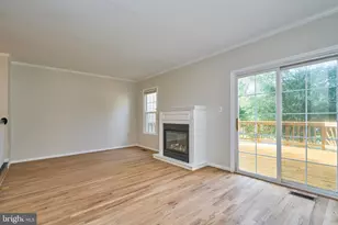 6319 Mary Todd Ct, Centreville, VA 20121 - Photo 14