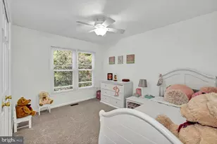 4077 Championship Ct, Annandale, VA 22003 - Photo 14