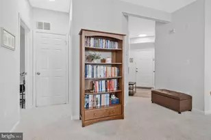 5947 Founders Hill Dr, Alexandria, VA 22310 - Photo 12