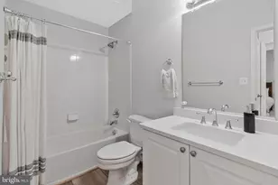 5947 Founders Hill Dr, Alexandria, VA 22310 - Photo 22