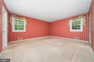 8114 Langbrook Rd, Springfield, VA 22152 - Photo 12