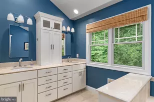 12035 Lake Newport Rd, Reston, VA 20194 - Photo 40