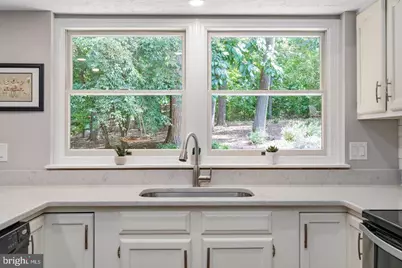 12035 Lake Newport Road, Reston, VA 20194 - Photo 20
