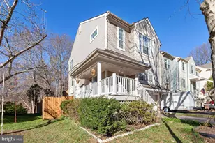 8308 Southern Oaks Ct, Lorton, VA 22079 - Photo 4