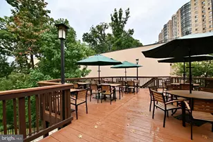 5901 Mt Eagle Dr, Alexandria, VA 22303 - Photo 32