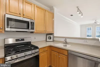 12001 Market Street #122, Reston, VA 20190 - Photo 12