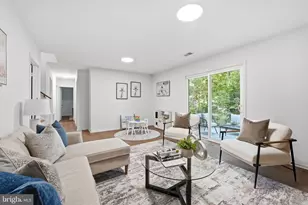 10196 Bessmer Ln, Fairfax, VA 22032 - Photo 6