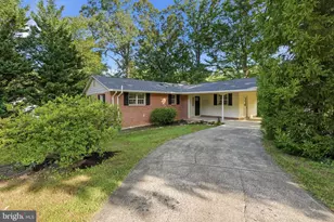 10196 Bessmer Ln, Fairfax, VA 22032 - Photo 1