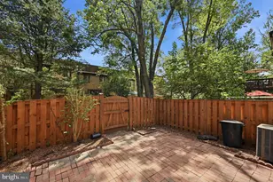 2908 Jermantown Rd, Oakton, VA 22124 - Photo 64