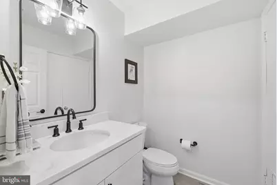 7563 Chrisland Cove, Falls Church, VA 22042 - Photo 8