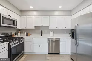 7563 Chrisland Cove, Falls Church, VA 22042 - Photo 12