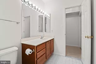 1944 Lord Fairfax Rd, Vienna, VA 22182 - Photo 32