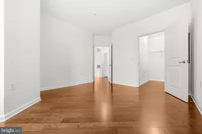 2665 Prosperity Avenue #224, Fairfax, VA 22031 - Photo 18