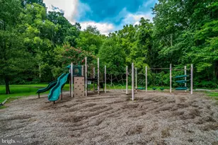 5901 Kingsford Rd, Springfield, VA 22152 - Photo 24