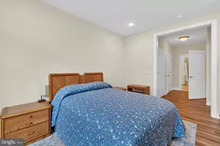 6101 Fairview Farm Dr, Alexandria, VA 22315 - Photo 22