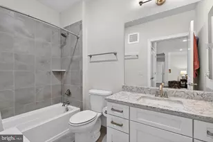 6101 Fairview Farm Dr, Alexandria, VA 22315 - Photo 18