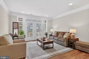 6101 Fairview Farm Dr, Alexandria, VA 22315 - Photo 10