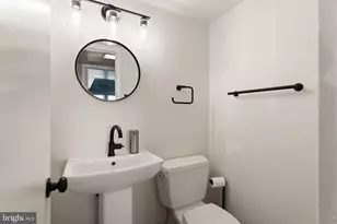 8632 Kerry Ln, Springfield, VA 22152 - Photo 42