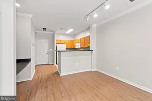 12000 Market St, Reston, VA 20190 - Photo 10
