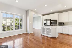 5251 Prairie Willow Way, Centreville, VA 20120 - Photo 12