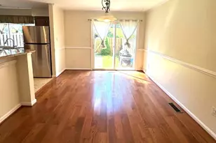 5431 Helm Ct, Fairfax, VA 22032 - Photo 8
