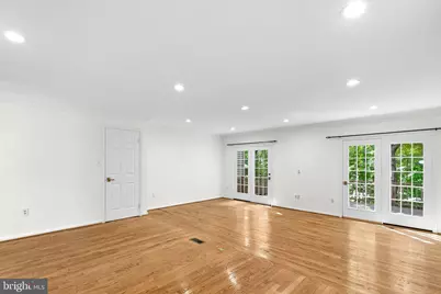 7877 Painted Daisy Drive, Springfield, VA 22152 - Photo 6