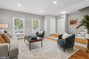 2747 Carter Farm Ct, Alexandria, VA 22306 - Photo 8