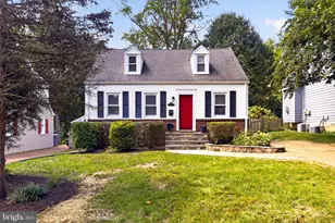 2840 W George Mason Rd, Falls Church, VA 22042 - Photo 1