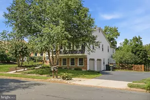 4308 General Kearny Ct, Chantilly, VA 20151 - Photo 2