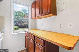 6706 W Wakefield Dr, Alexandria, VA 22307 - Photo 10