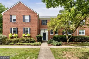 6706 W Wakefield Dr, Alexandria, VA 22307 - Photo 1