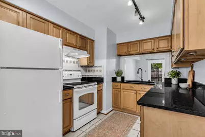 8105 Kingsway Court #259, Springfield, VA 22152 - Photo 10