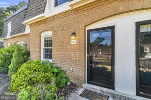 8105 Kingsway Ct, Springfield, VA 22152 - Photo 2
