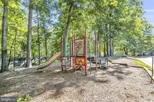 8105 Kingsway Ct, Springfield, VA 22152 - Photo 46