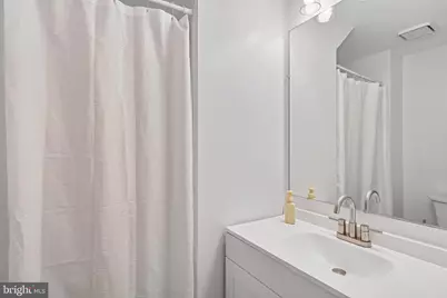 [Address not provided], Fairfax, VA 22033 - Photo 40
