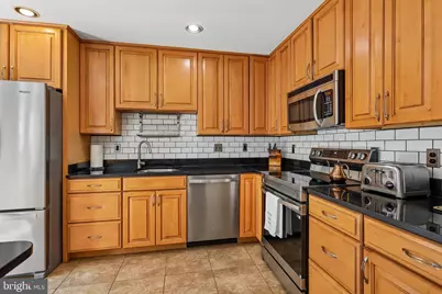 [Address not provided], Fairfax, VA 22033 - Photo 14