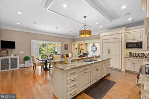 3109 Whimbrell Ct, Oakton, VA 22124 - Photo 12