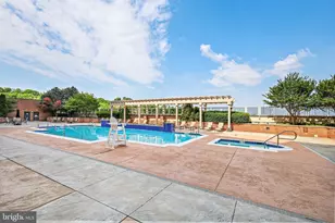 2451 Midtown Ave, Alexandria, VA 22303 - Photo 24